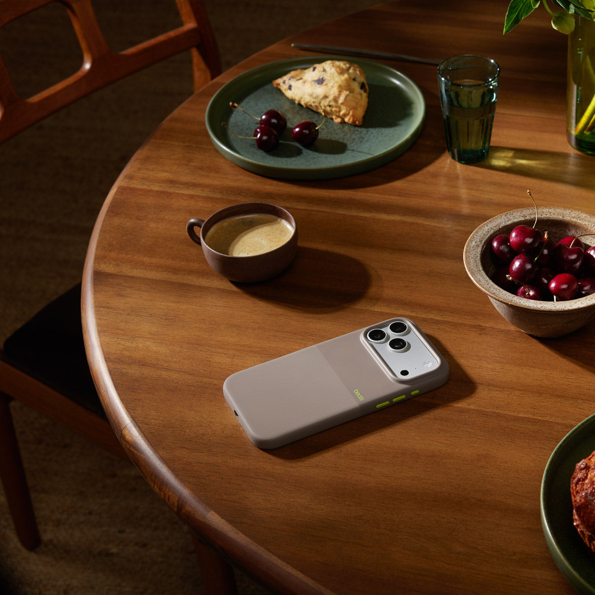 Beats iPhone Rugged Case